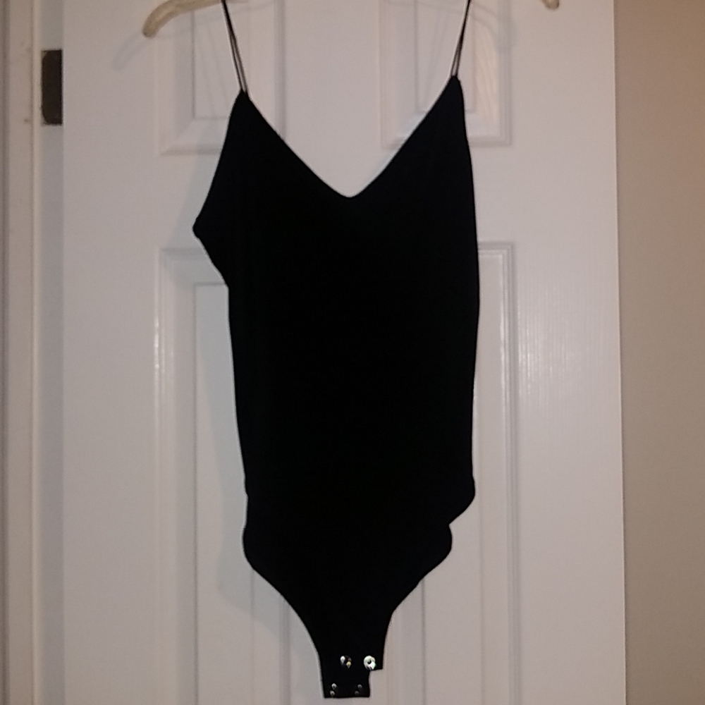 3 bodysuits all size medium